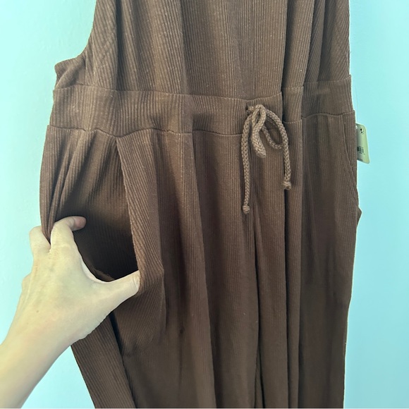 Free People Beach Wide Leg Overalls With Waist Tie Chocolate Brown NWT - Picture 12 of 12